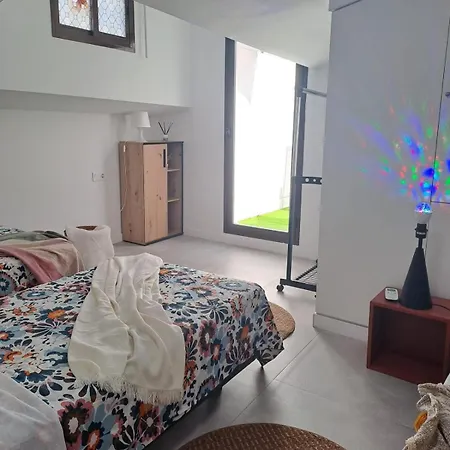 Jara Centro - 1a Duplex * Малага