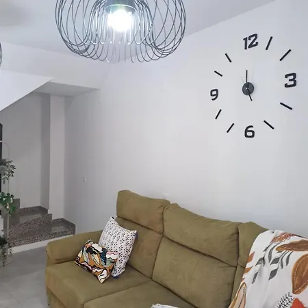 Jara Centro - 1a Duplex * Малага